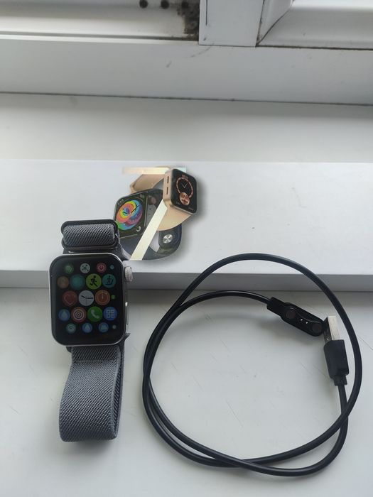 Apple Watch series 7, 44 mm