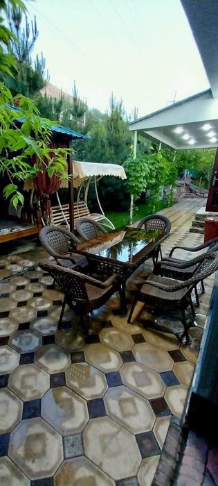 Дача в Чимгане для семеиних.