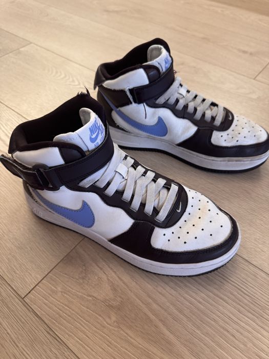 Високи маратонки Nike Air Force - номер 39