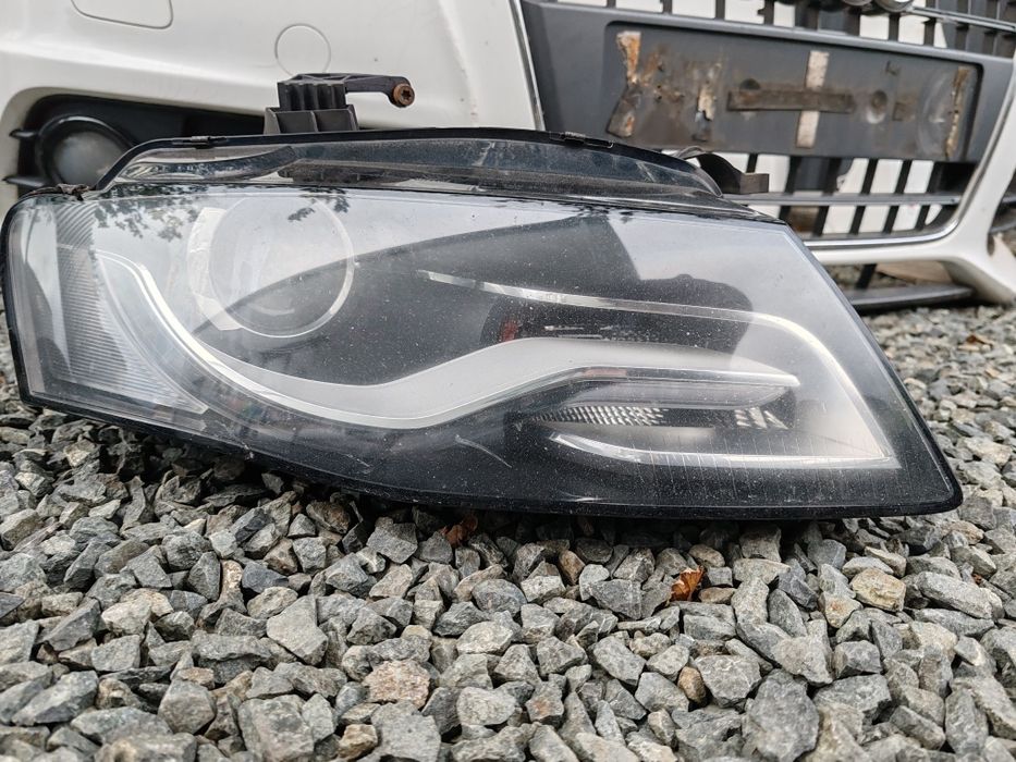 Far bixenon led audi A4 b8 1000lei buc