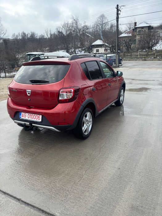 Vând Dacia Sandero Stepway