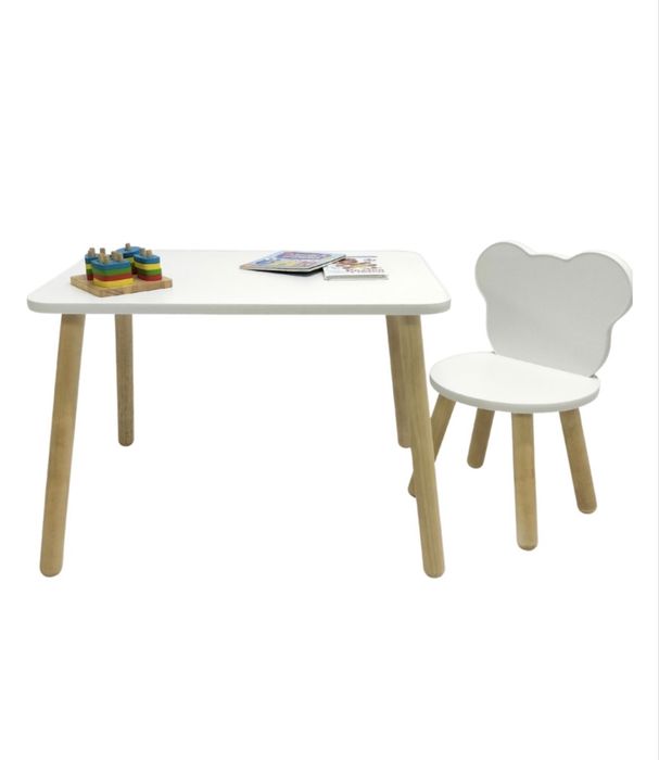 Детский стол со стулом