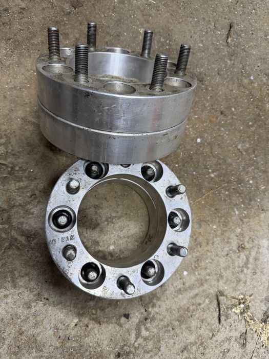 ПРОДАВАМ фланци 6х139.7