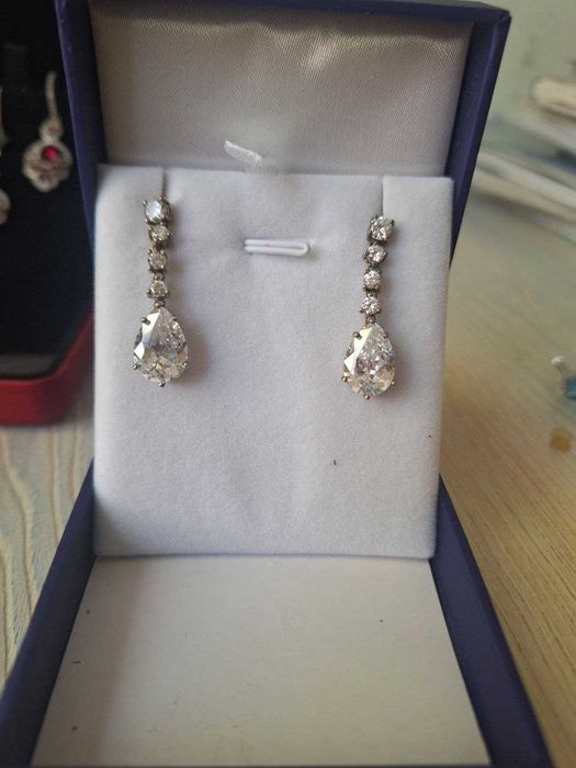 Серебряные сережки, кольцо, кулоны и подвески