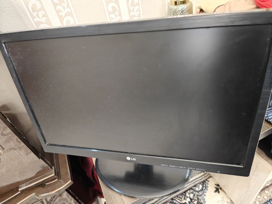 Kompyuter / Компьютер