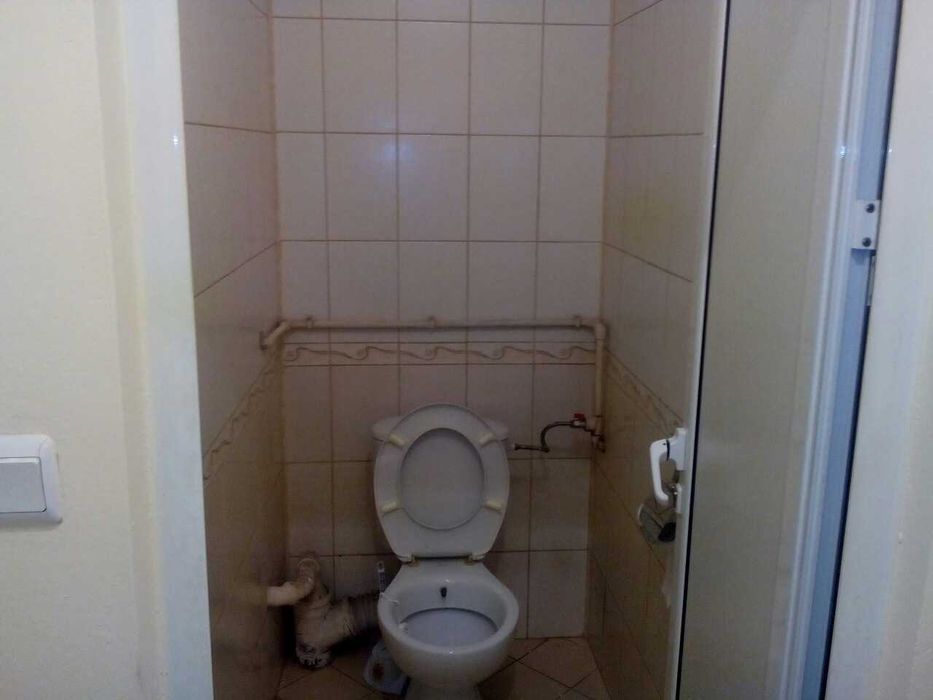 Продава се Офис в Търговище, Център - 75 кв.м за 1020 €/кв.м - Снимка #1