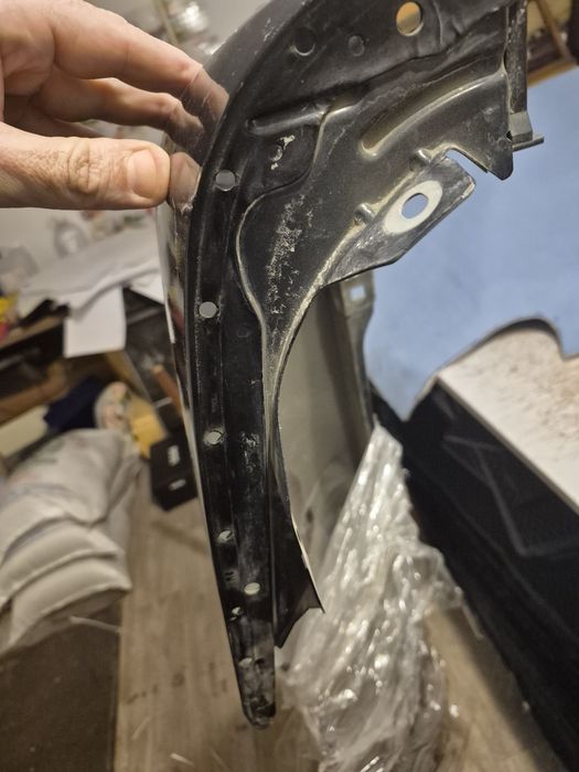 Крыло w210 мерседес