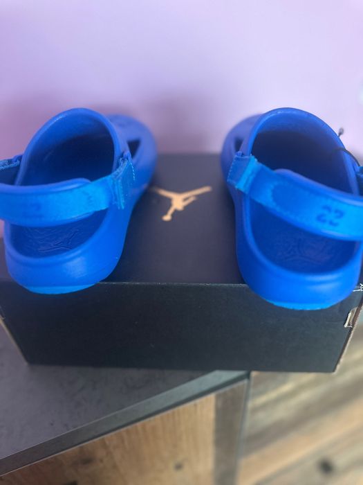 Jordan детски сандалки