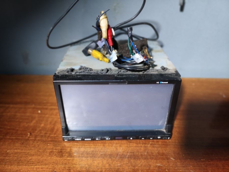 Двухдиновая магнитола