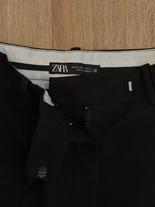 Широк панталон ZARA