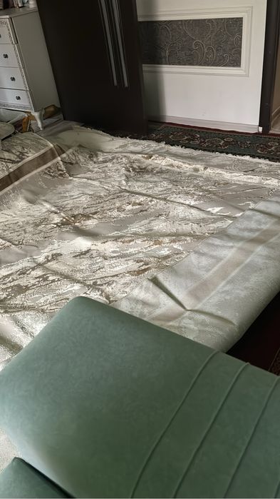 Продам новый ковер 2,5*3,5