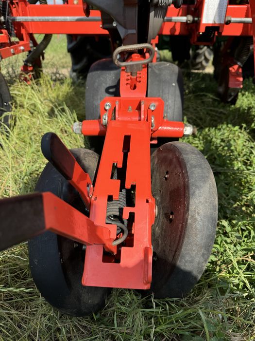 Semanatoare Kuhn Maxima 2M