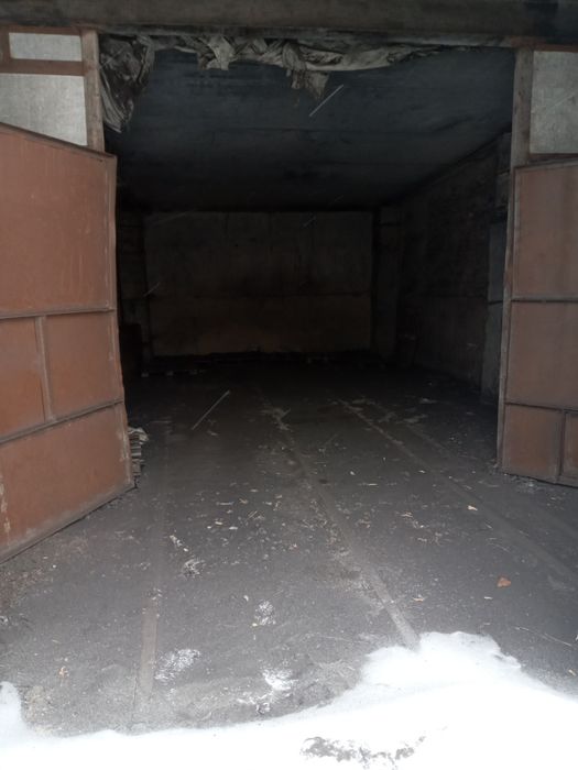 Сдам в аренду склад, гаражи,ангар