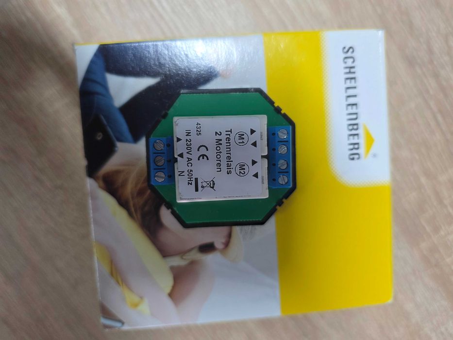 Releu de izolare pentru rulouri Schellenberg 24201 pentru controlul simultan al a 2 motoare de rulouri