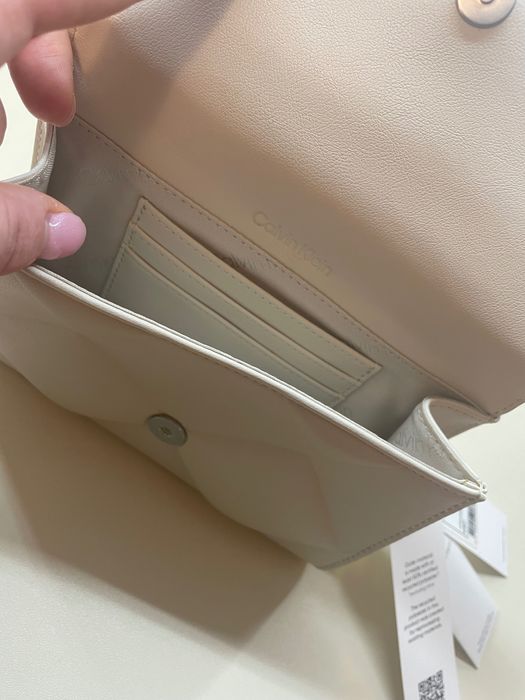 Оригинална дамска чанта Calvin Klein