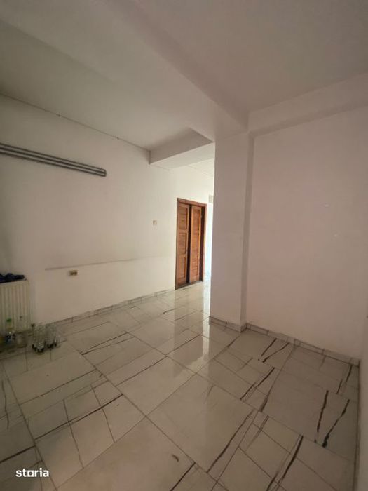Spatiu comercial de inchiriat, 120 mp, zona 1 Mai
