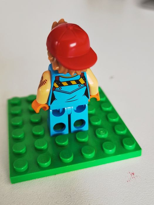 Lego Fortnite minifigurina Sparkplug