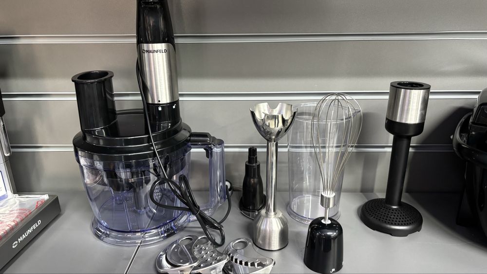 Блендер Maunfeld новый