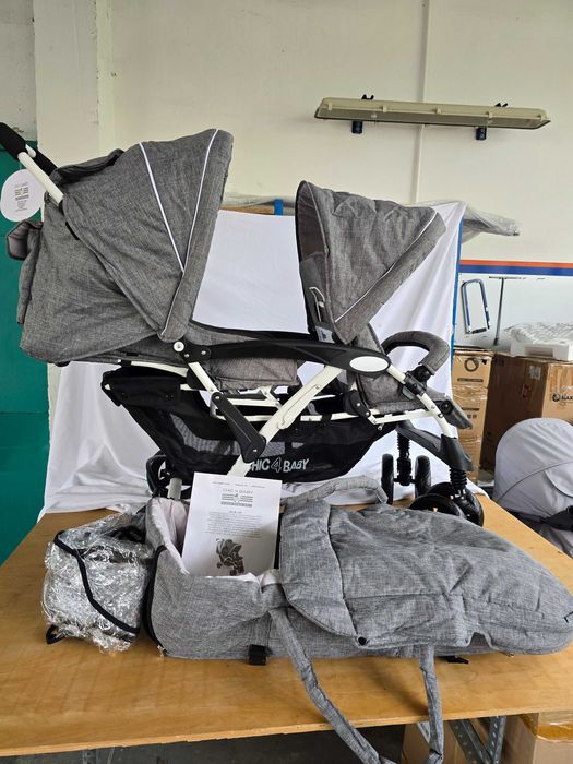 CHIC 4 BABY - Carucior Sibling DUO cu landou si husa de ploaie,  gri
