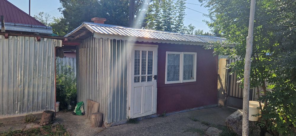 OFERTA.Casa de vanzare in sat Soci, comuna Miroslovesti, judetul Iasi