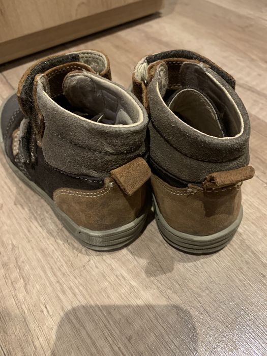 Кожени ботушки 26