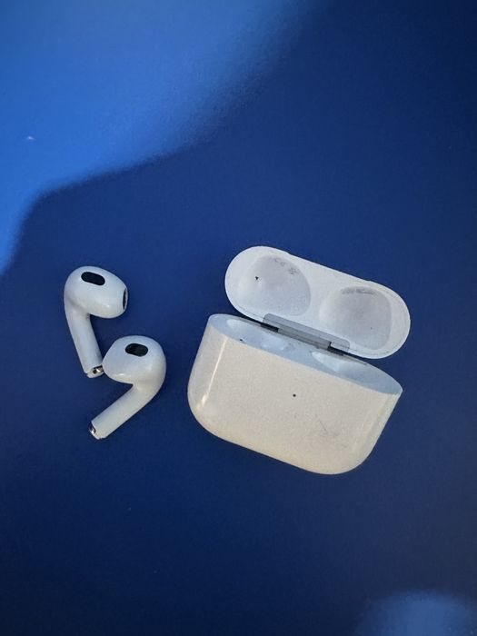 Слушалки Airpods 3