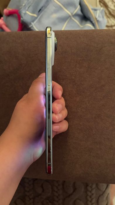 Продаю iPhone 17 Air