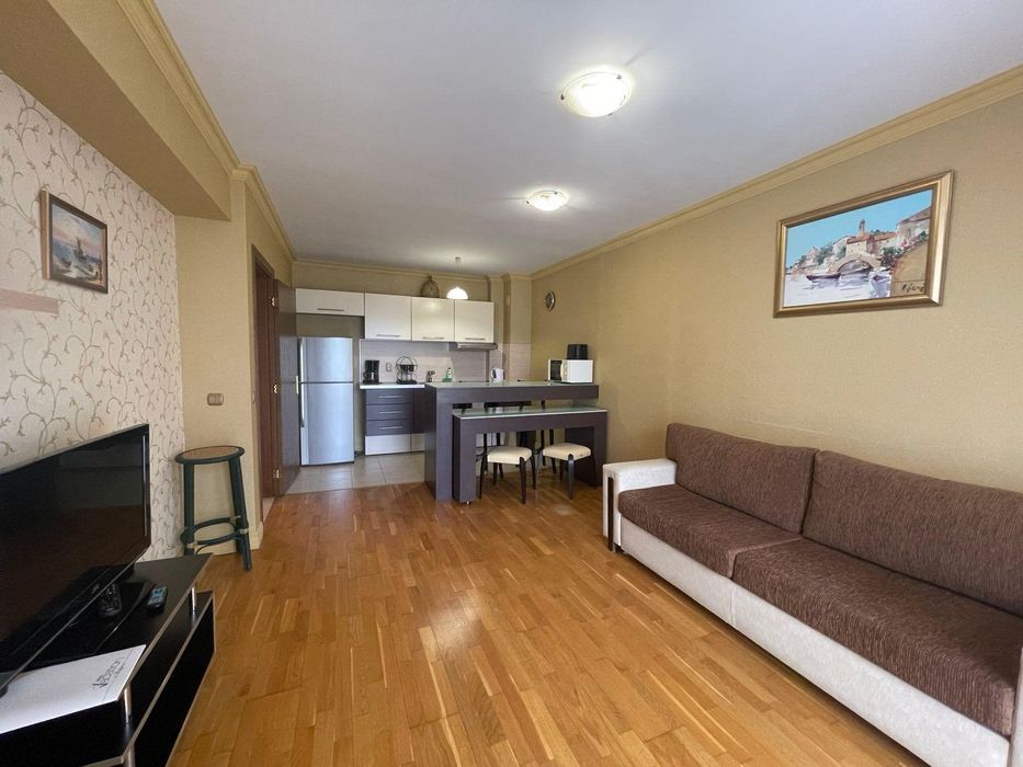 Двустаен апартамент, под наем, Св.Св. Константин и Елена