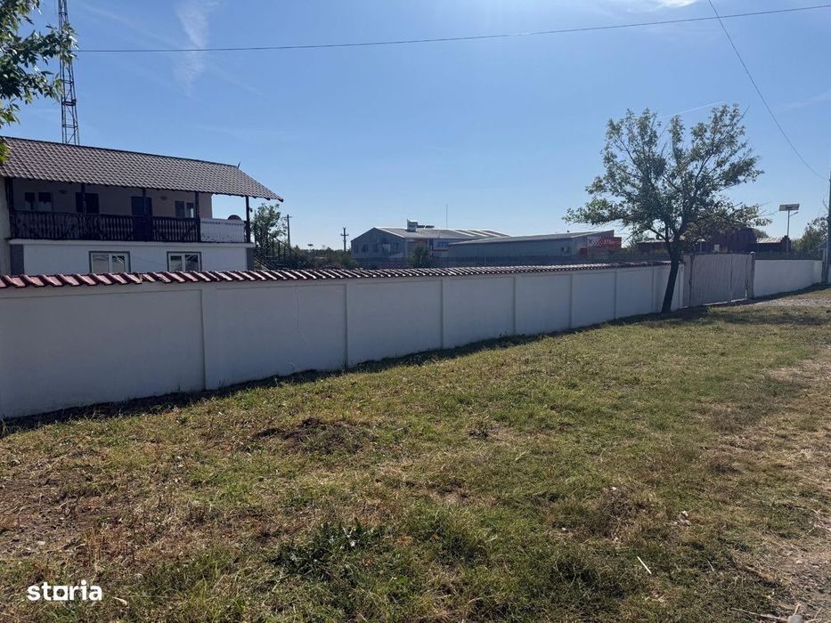 Teren 5.018 m², hală și casă la cheie | Două accese, direct din DN6