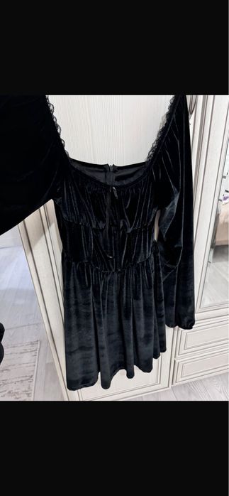 Продам платье очень красивое