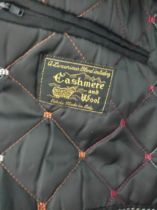 Продаётся земное шерстяное пальто. Baltona Италия