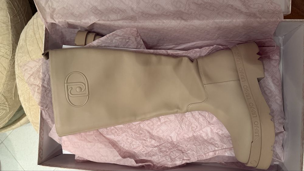 Зимни дълги ботуши  Liu jo