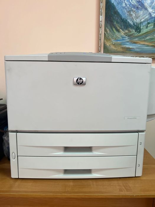 Принтер HP LaserJet 9050dn