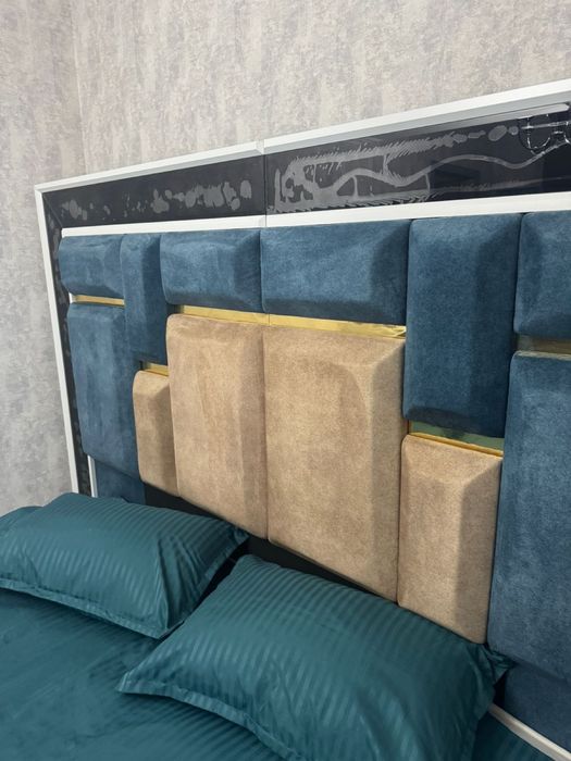 Кровать двухспальная