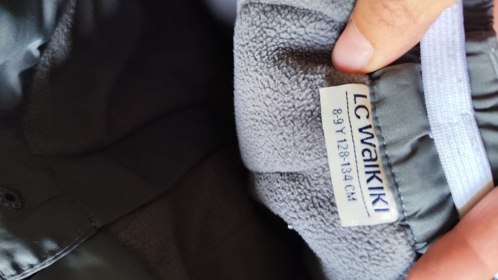 Детский комбинезон и лыжные штаны