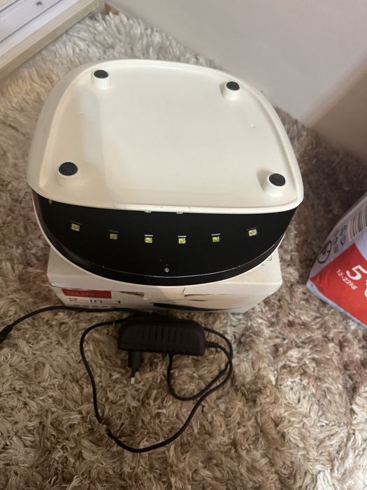 Лампа для маникюра с вентилятором в придачу