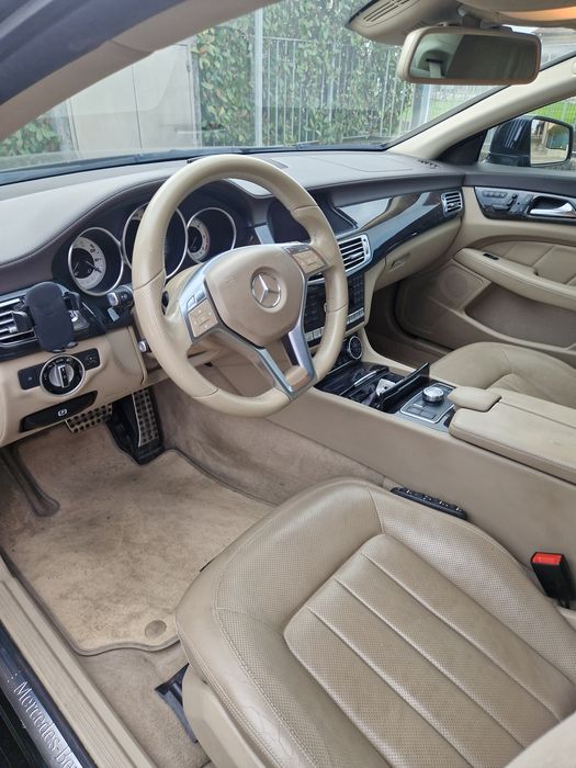 MERCEDES-BENZ CLS 2012 — imagine 3