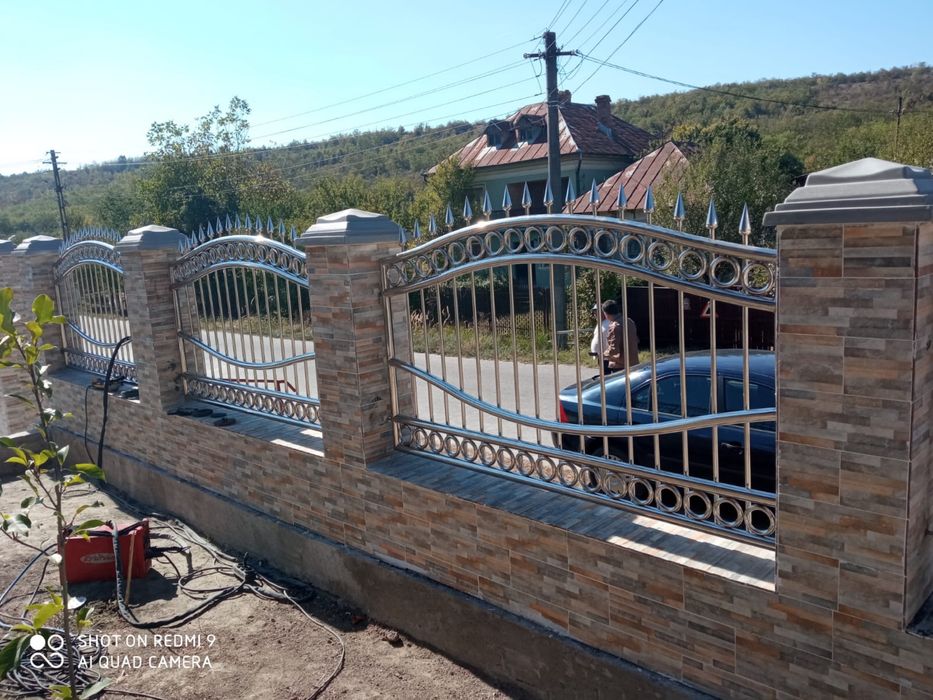 Porti si garduri din inox