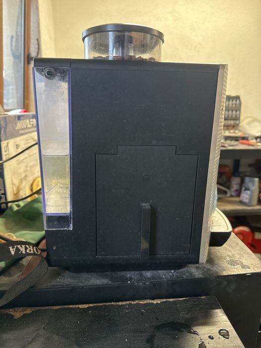 Кафе машина крупс