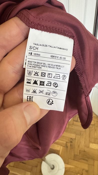 Sisley - дамски сатен топ