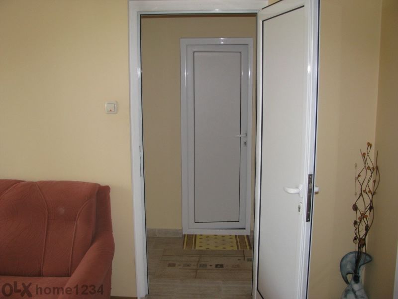 Продава се Многостаен апартамент в Хасково, Център - 150 кв.м за 1267 €/кв.м - Снимка #2