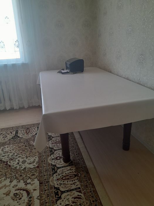 Тез арада жаңа столдар сатылады