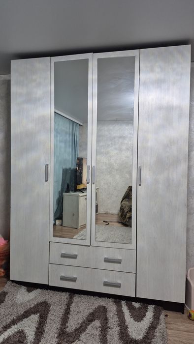 Продам шкаф Б/У.