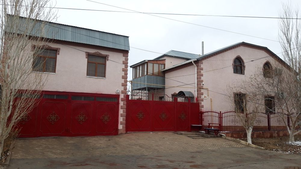 Коттедж, 2011 года постройки, расположен в элитном районе.