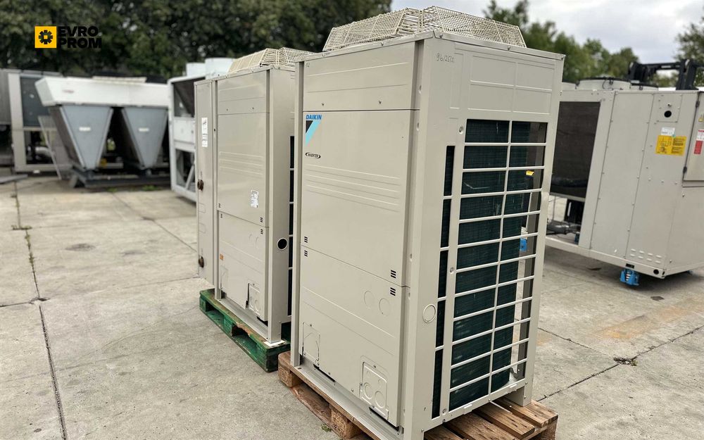 Chiller/Pompă de căldură răcit cu aer DAIKIN EWYQ050CAWP – 50.5 kW/50.3 kW | chiller daikin pret | second hand chiller for sale
