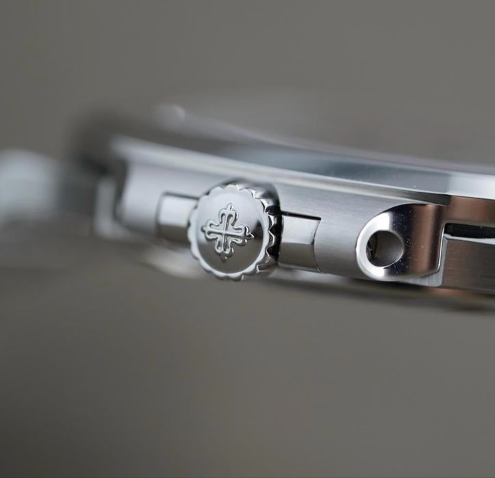 Patek Philippe Nautilus cu cadran verde
