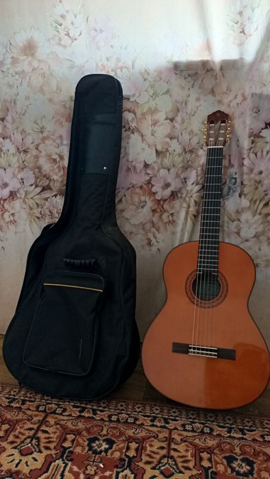 Гитара акустическая