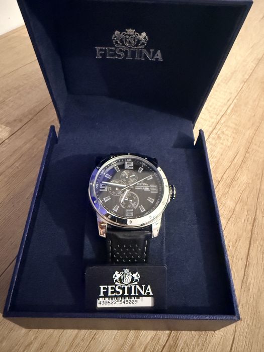 Vand ceas Festina