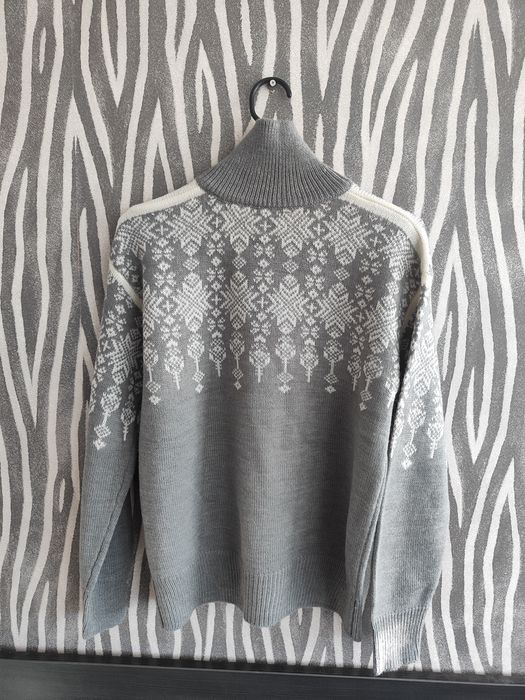 Пуловер SNJOR вълна размер XS