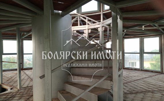 Продава се Къща в Горна Оряховица - 256 кв.м за 1368 €/кв.м - Снимка #11